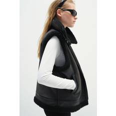 H&M Vests H&M Ladies Black Teddy-lined gilet