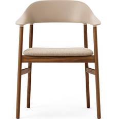 Eiche Sessel Normann Copenhagen Herit Armchair Upholstery Smoked Oak Synergy Sand Lænestol