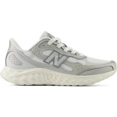 New balance fresh foam arishi v4 dame New Balance Fresh Foam Arishi v4 W - Silver Metallic/Reflection/White