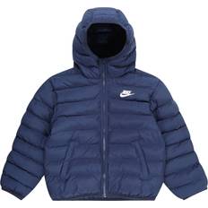 Nike sportswear synthetic fill NIKE Older Kid's Sportswear Lightweight Synthetic Fill Loose Hooded Jacket - Midnight Navy/Midnight Navy/White (FD2845-410)