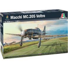 Italeri 2519 Macchi MC205 Veltro 1:32 Model Kit