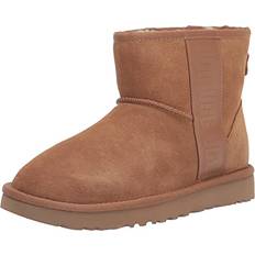 UGG Logo 1122558-CHE - Chestnut