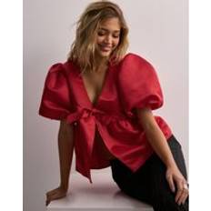 Nelly Röda Kläder Nelly Fancy Puff Blouse - Röd