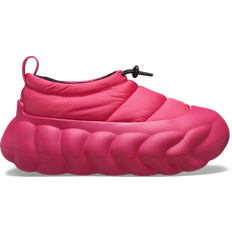 37 ½ Zuecos Crocs Overpuff Shorty - Dragon Fruit