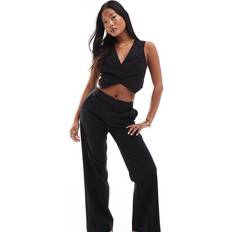 Vuxen Byxor ASOS DESIGN Petite Figursydda Byxor - Svart
