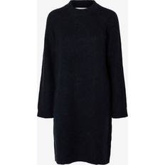 Alpaka Kleider Selected SLFLULU LS High Neck Knit Dress