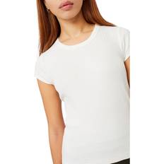 Piqué Roundneck - White