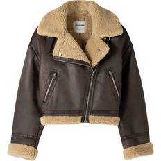 Bershka Kläder Bershka contrast shearling jacket in brown & ecru-Multi