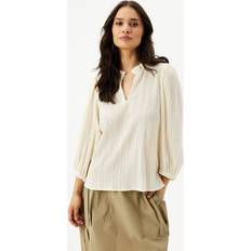 IN FRONT Elegant Tove Blouse - Off White