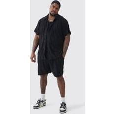 Polyester Schlafanzüge boohooMAN Mens Plus geprägtes Man Frottee-Hemd & Shorts Schwarz XXXXXL, Schwarz