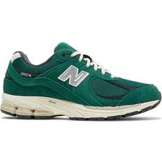New Balance 2002R Nightwatch - Green