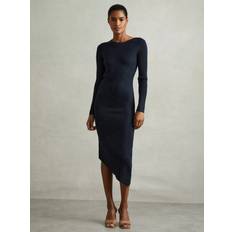 Reiss Kjoler Reiss Teal Jem Knitted Colourblock Asymmetric Midi Dress - Navy
