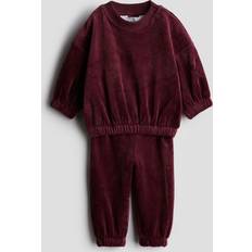 Andre sett H&M Baby Velvet Set 2-piece - Rød