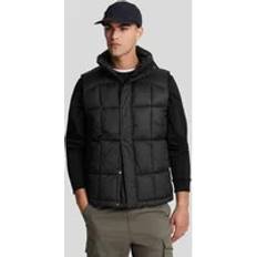 Lyle & Scott Väst Quilted Pannelled Gilet Black