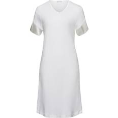 Vêtements de nuit Hanro Nachthemd 1/2 Arm Off White