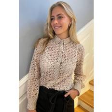 Continue Forudbestilling Jeannie Shirt Lace Nougat