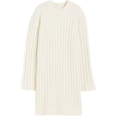 Wolle Kleider H&M Ribbed Knit Dress - Cream