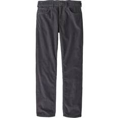 Patagonia Herr Jeans Patagonia Organic Cotton Corduroy Jeans Jeans Herr Regular Färg grå