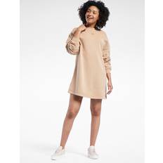 Oversize Kleider Reebok Classic Natural Dye Crew Kleid Braun