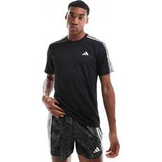 Train Essentials 3-Stripes T-Shirt - Black