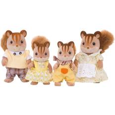 Walnut Squirrel Family