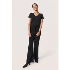 Soaked in Luxury Camisetas Soaked in Luxury Camiseta Mujer Cuello De Pico - Negro