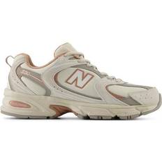 New Balance Synthetic Sport Shoes New Balance 530 Women Shoes - Brown