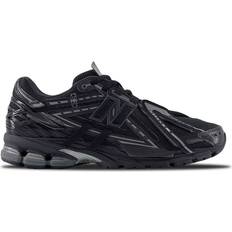 New balance 1906 black • Sammenlign & se priser nu »