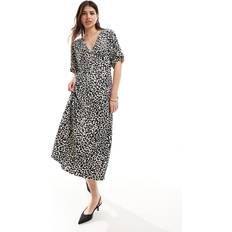 ASOS DESIGN Tea Midikjole Med Opsmøgede Ærmer - Sort
