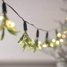 Green String Lights Lights4fun 1.4m Mistletoe Bunches LED Fairy Lights String Light