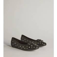 Low Shoes Windsor Step In Chic Faux Leather Ballet Flats - Black