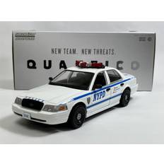 GreenLight Quantico 2003 Ford Crown Victoria 1:24 Scale 84183