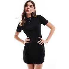 Clothing ASOS DESIGN Kurzes T-Shirt-Kleid mit Rückenausschnitt - Schwarz