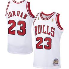 Chicago Bulls Michael Jordan 1996 Home Authentic Jersey By Mitchell & Ness White Mens