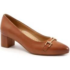 Shoes Trotters Kenzie Pump - Brown