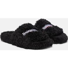 Balenciaga Slides Balenciaga Furry Slide Sandal Polyester - Black