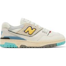New Balance 550 - White Surf