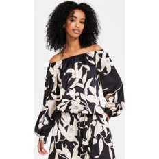 Black - Women Blouses Vince Camuto Printed Off-The-Shoulder Top - Rich Black