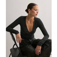 Nelly Overdele Nelly Wrap Lurex Top - Sort