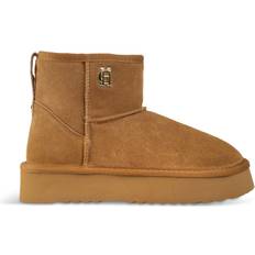 Shearling Platform Boots - Tan