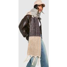 Boohoo Scarfs boohoo Striped Tonal Tassel Scarf - Beige