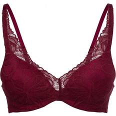 Triumph Body Make-Up Illusion Lace Padded Underwired Bra