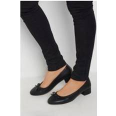 Heeled Ballet Pumps - Black