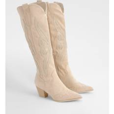 PrettyLittleThing Wide Fit Weave Pu Point Toe Boots - White