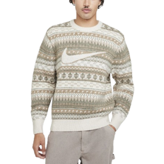 Mies - Villa Neuleet NIKE Men's Fair Isle Swoosh Sweater - Light Orewood Brown/Sail/Khaki