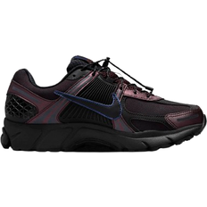 Trainers NIKE Zoom Vomero 5 W - Burgundy Crush/Midnight Navy/Black