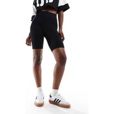 Hera Ribbed Base Short - Black
