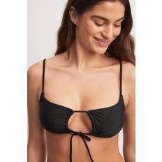 NA-KD Top De Bikini Con Cordón Delantero - Black