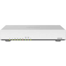QNAP QHora-301W High-Performance Router