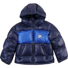 NIKE Vinterjackor Barnkläder NIKE Big Kid's Sportswear Heavyweight EasyOn Therma-FIT Repel Loose Hooded Jacket - Midnight Navy/Game Royal/White/White (FD2846-411)